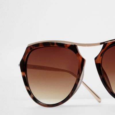 Brown tortoise shell print sunglasses